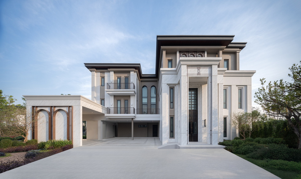 บ้านเดี่ยว CINQ ROYAL The Eighteen Bangna บ้านเดี่ยว CINQ ROYAL The Eighteen Bangna