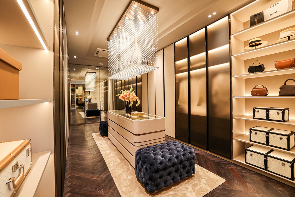 บ้านเดี่ยว Ultra Luxury CINQ ROYAL The Eighteen Bangna บ้านเดี่ยว Ultra Luxury CINQ ROYAL The Eighteen Bangna
