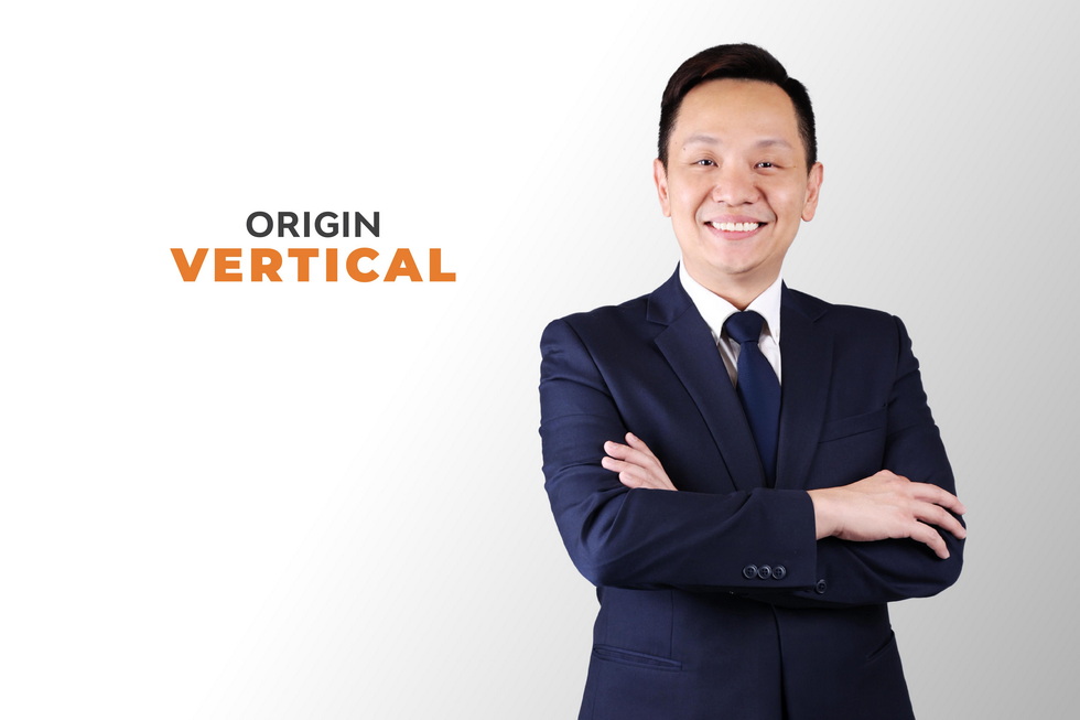 นายปิติ จารุกำจร (CEO) ประธานเจ้าหน้าที่บริหาร นายปิติ จารุกำจร (CEO) ประธานเจ้าหน้าที่บริหาร