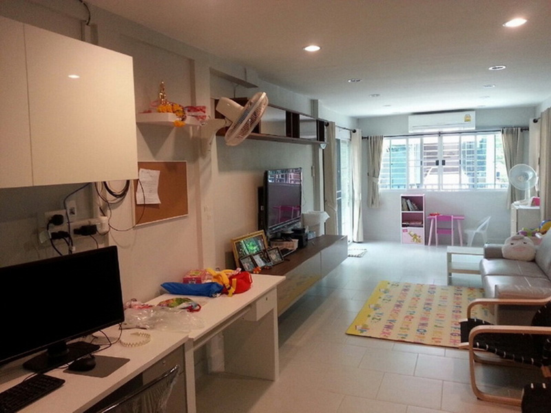 รีโนเวทบ้านเก่ากว่า 30 ปี เหมือนบ้านหลังใหม่เพิ่งซื้อ รีโนเวทบ้านเก่ากว่า 30 ปี เหมือนบ้านหลังใหม่เพิ่งซื้อ