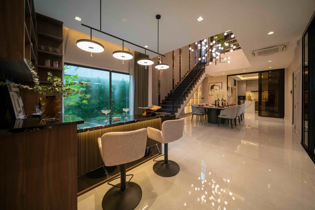 บางกอก บูเลอวาร์ด วิภาวดี พหลฯ 2 บางกอก บูเลอวาร์ด วิภาวดี พหลฯ 2