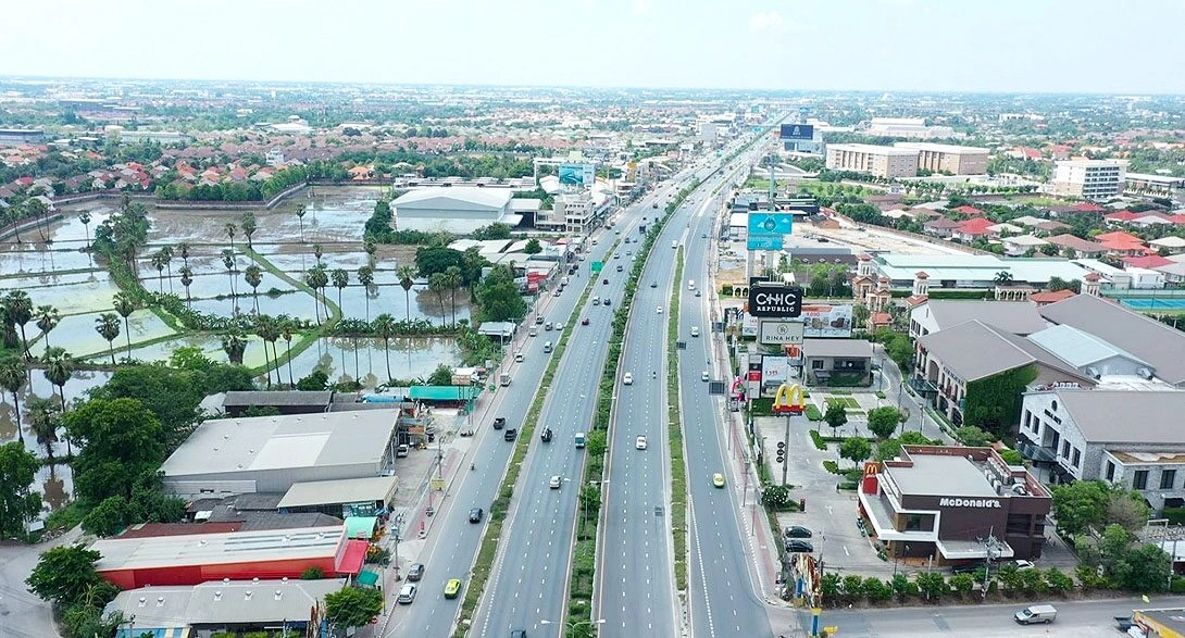 New CBD ฝั่งตะวันตก ราชพฤกษ์ New CBD ฝั่งตะวันตก ราชพฤกษ์